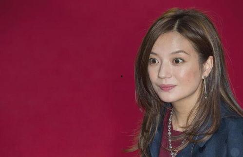 娱乐吃瓜女艺人是谁,吃瓜女艺人是谁，背后故事引热议  第1张